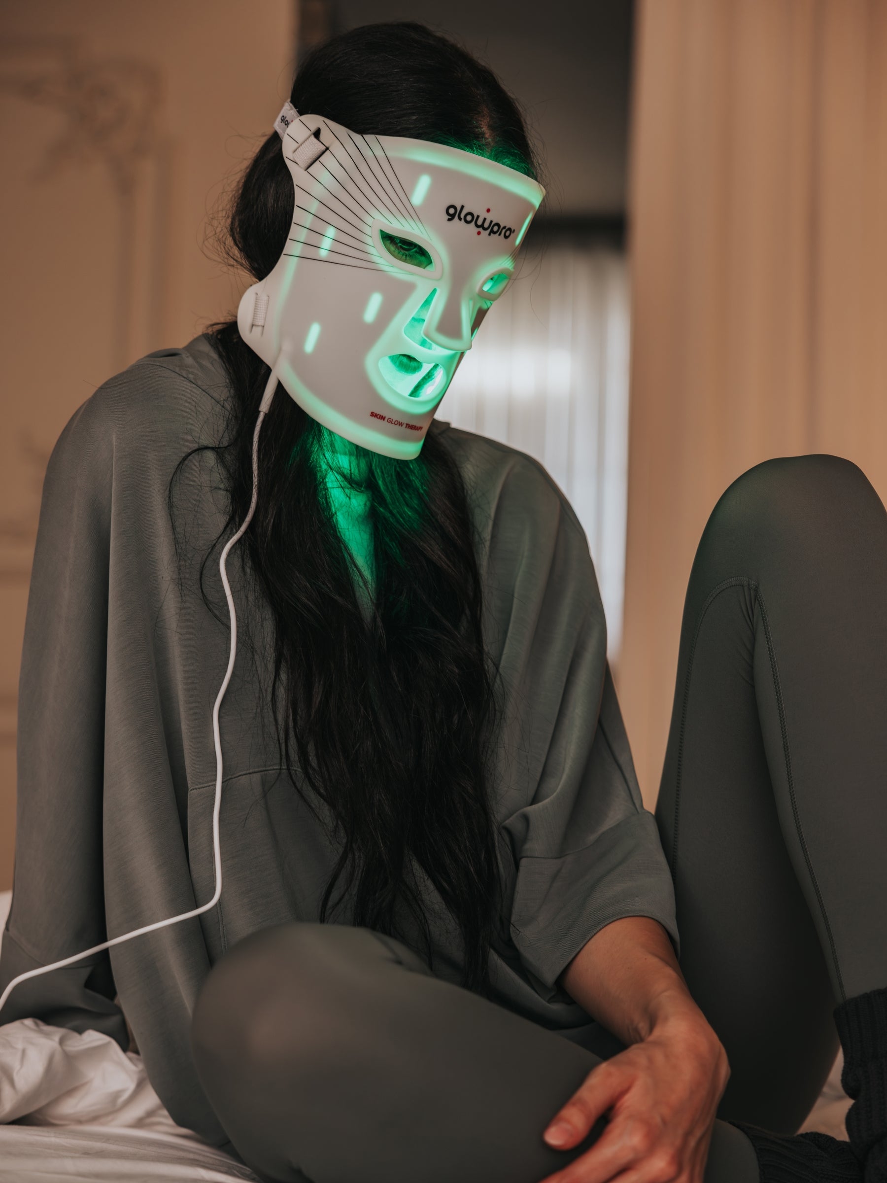 Glowpro Red Light Mask + Neck Booster